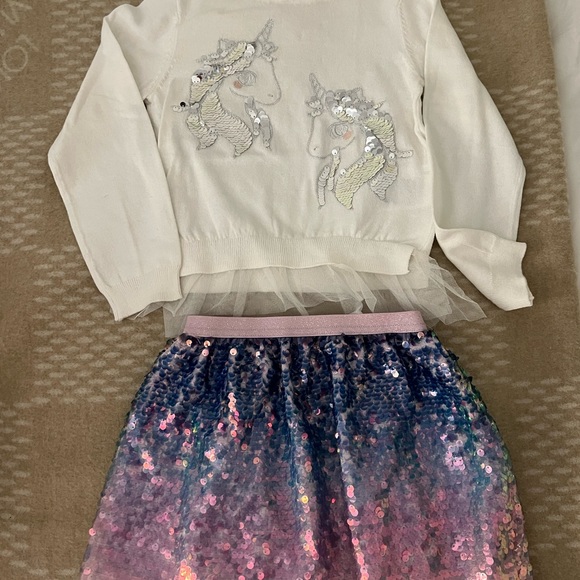 Sweater and a skirt for a little girl - Picture 7 of 9